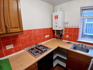 Photo 8- click for photo gallery